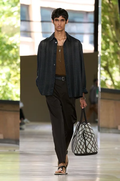 Look 6